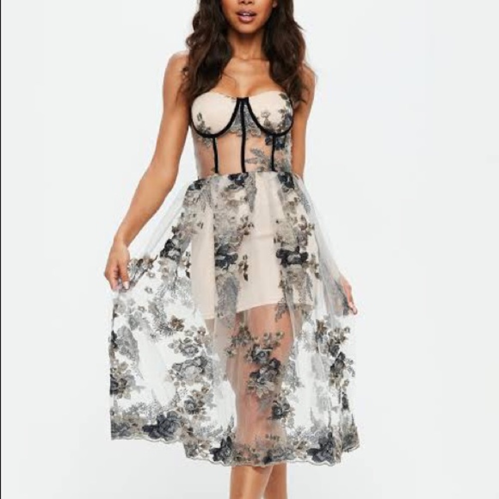 MISSGUIDED Premium Embroidered strappy midi dress